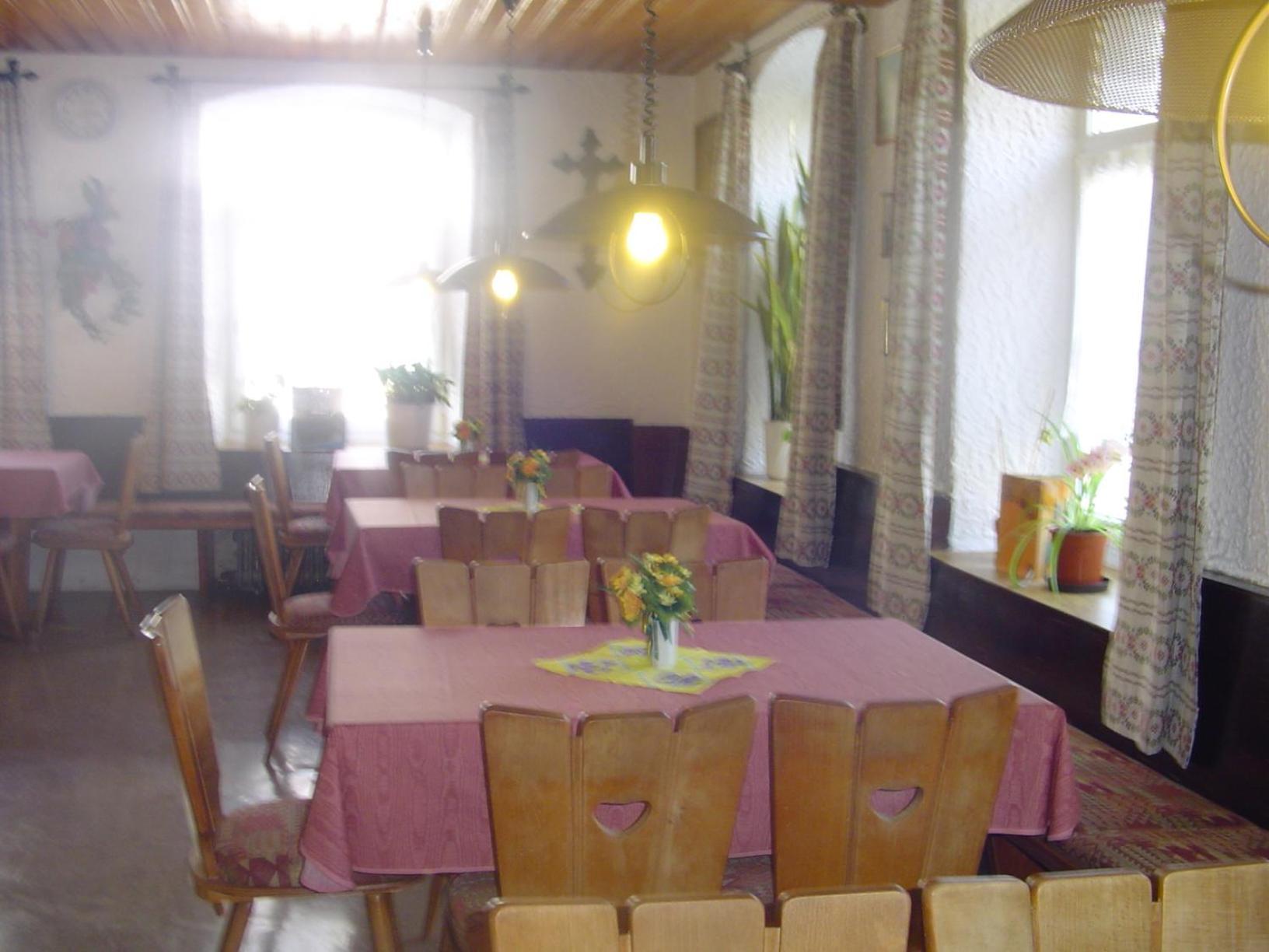 Hotel Bayerischer Hof Wiesau Екстериор снимка