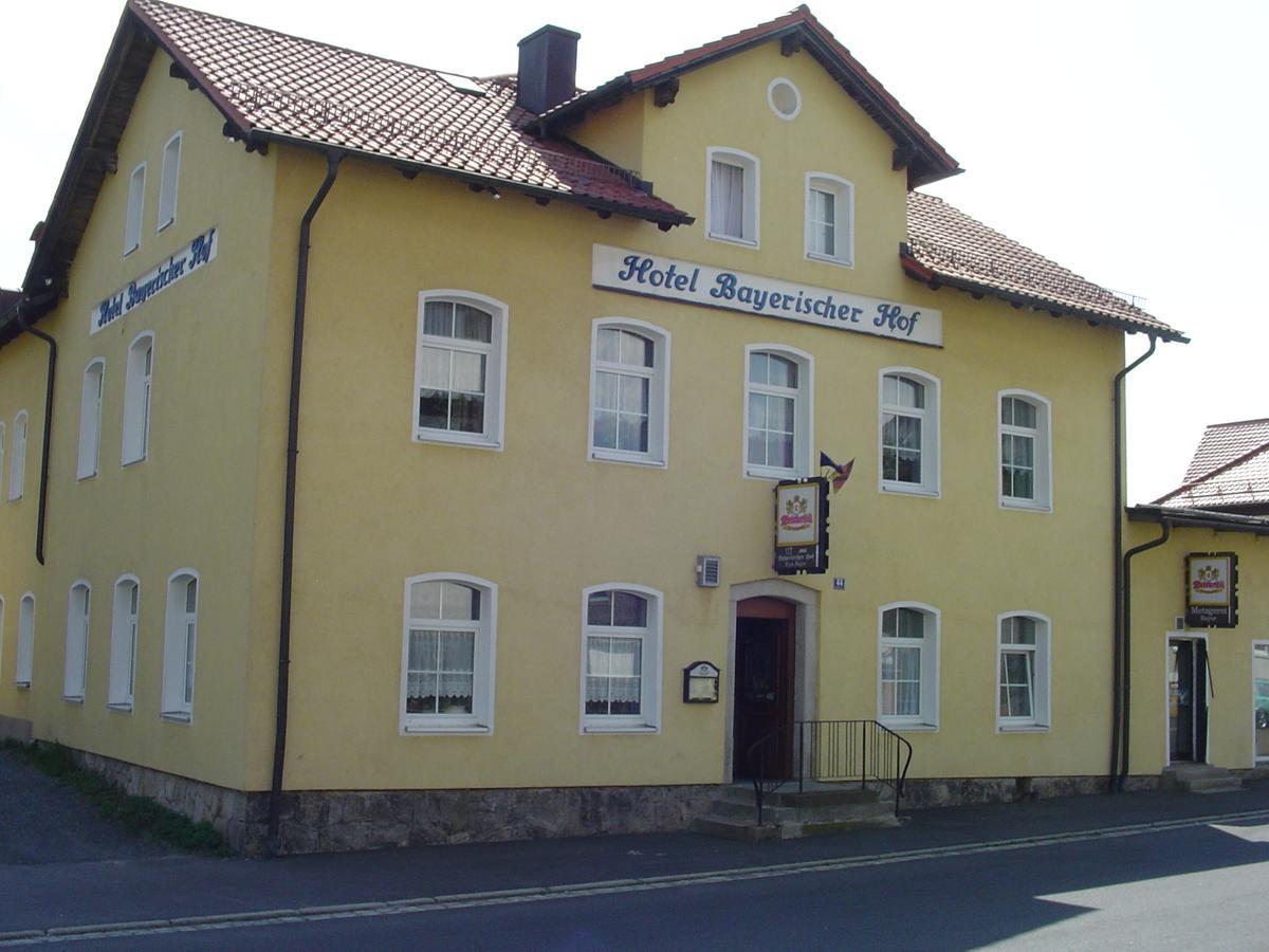 Hotel Bayerischer Hof Wiesau Екстериор снимка