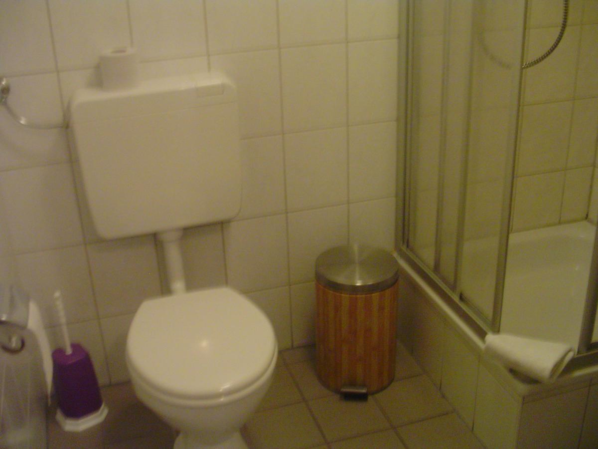 Hotel Bayerischer Hof Wiesau Екстериор снимка